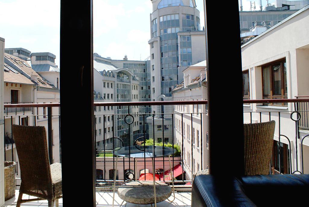 Gozsdu Suite Apartment Budapeste Exterior foto